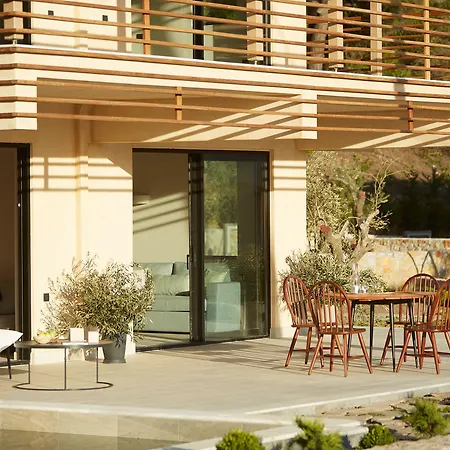 Elivi Skiathos コウコウナリス