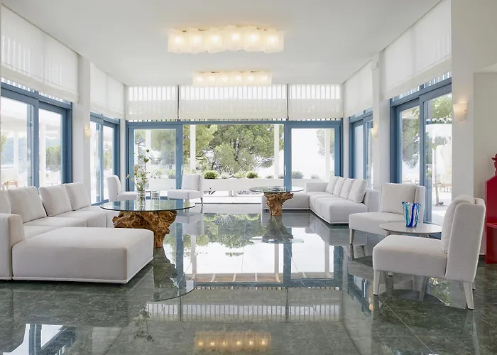 Elivi Skiathos Hotell 5*